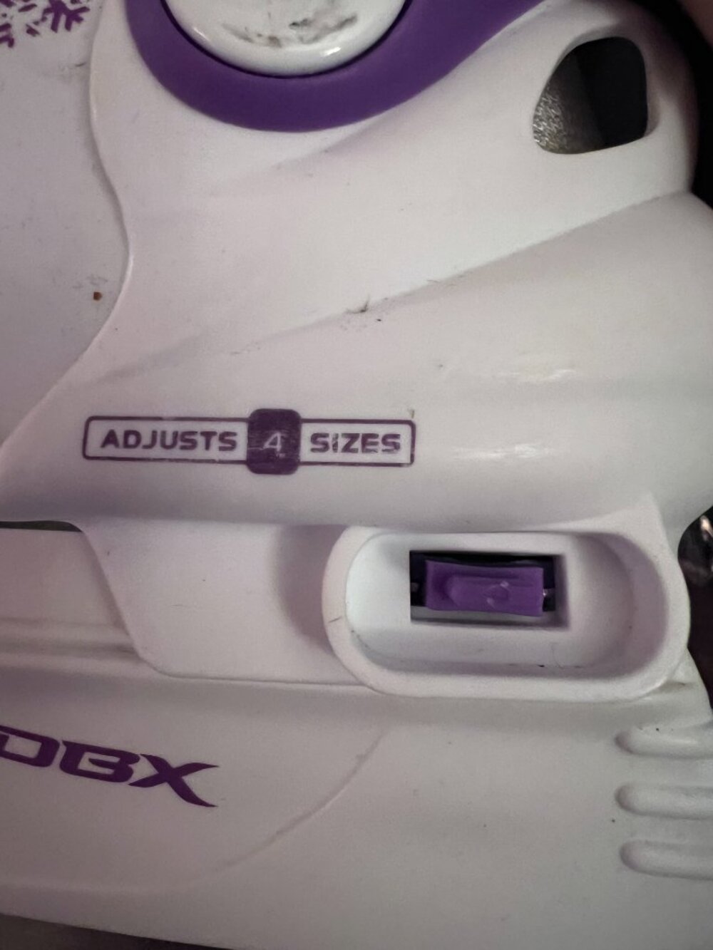 DBX Girl's Adjustable Ice Skates - Picture 7 of 7